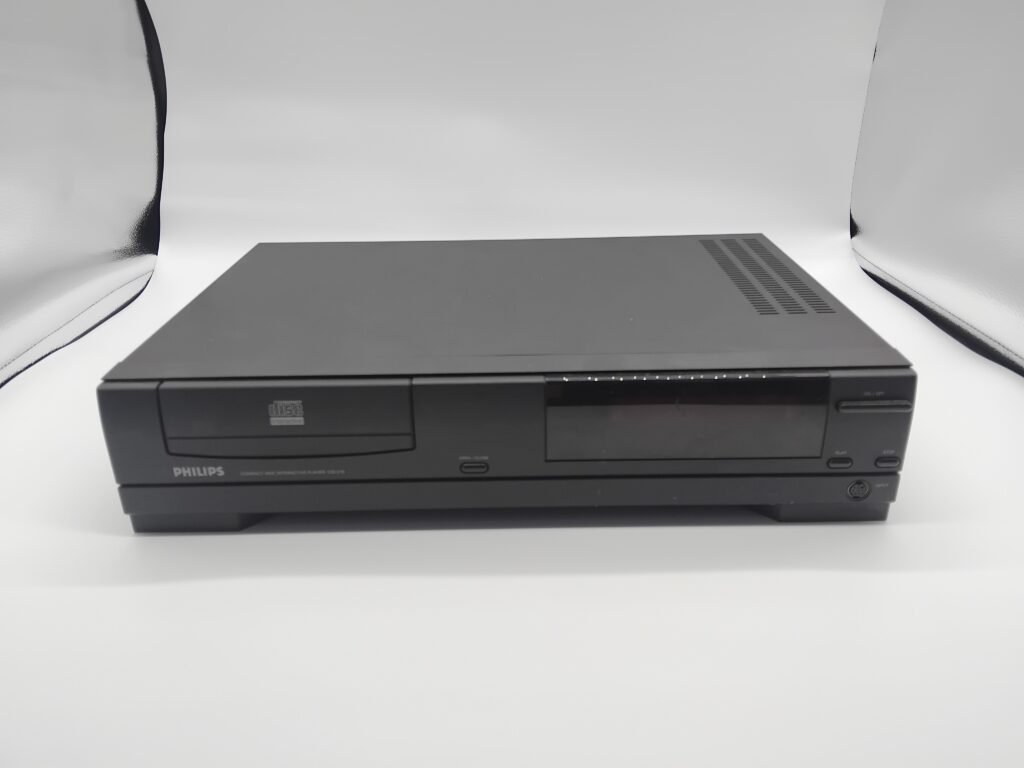CD-i modèle 210 de Philips.