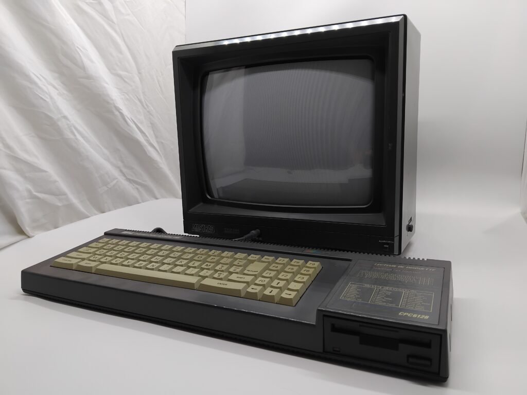 L'Amstrad CPC 6128.